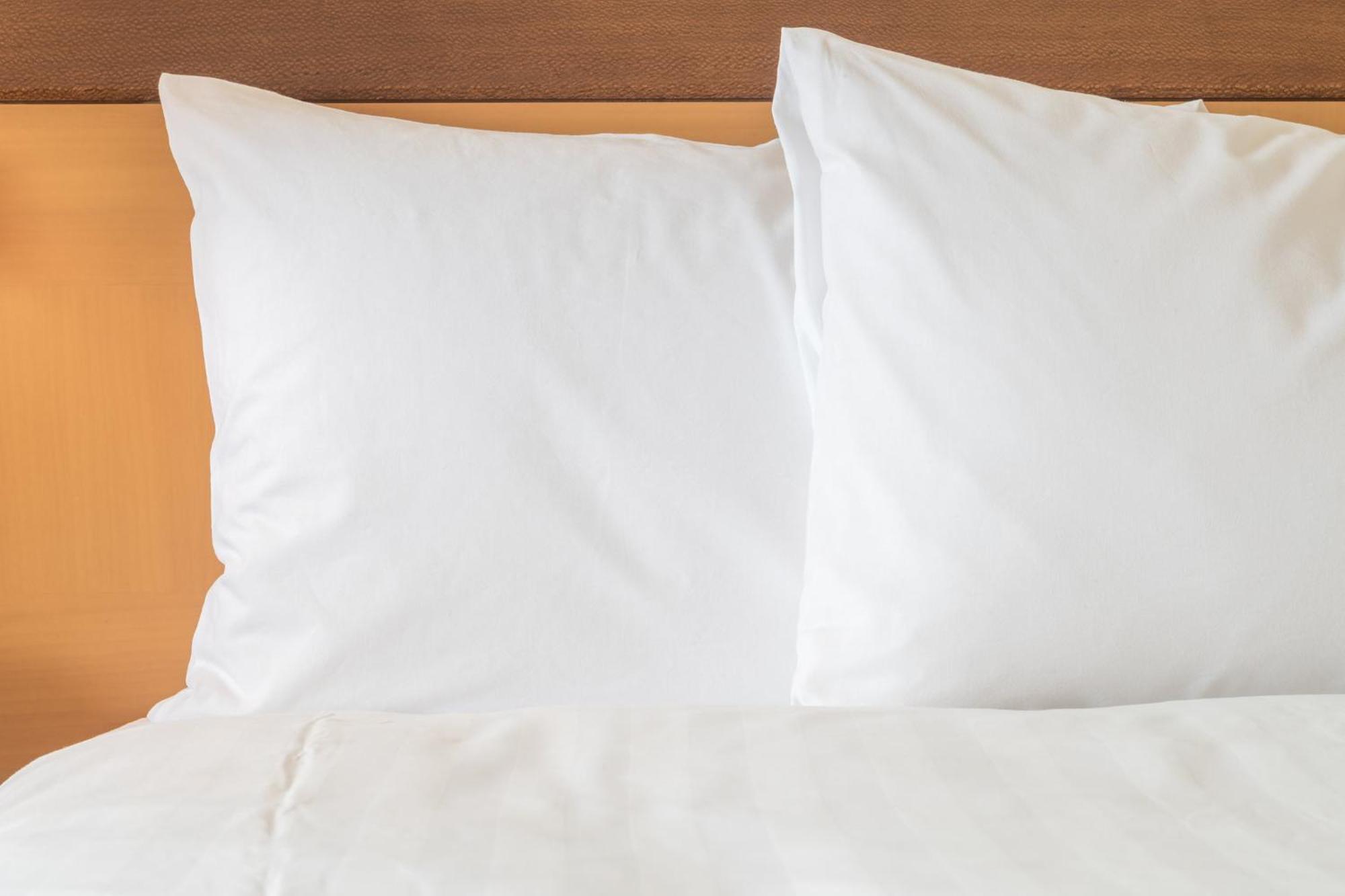 Holiday Inn Express & Suites Mobile - University Area By Ihg Экстерьер фото